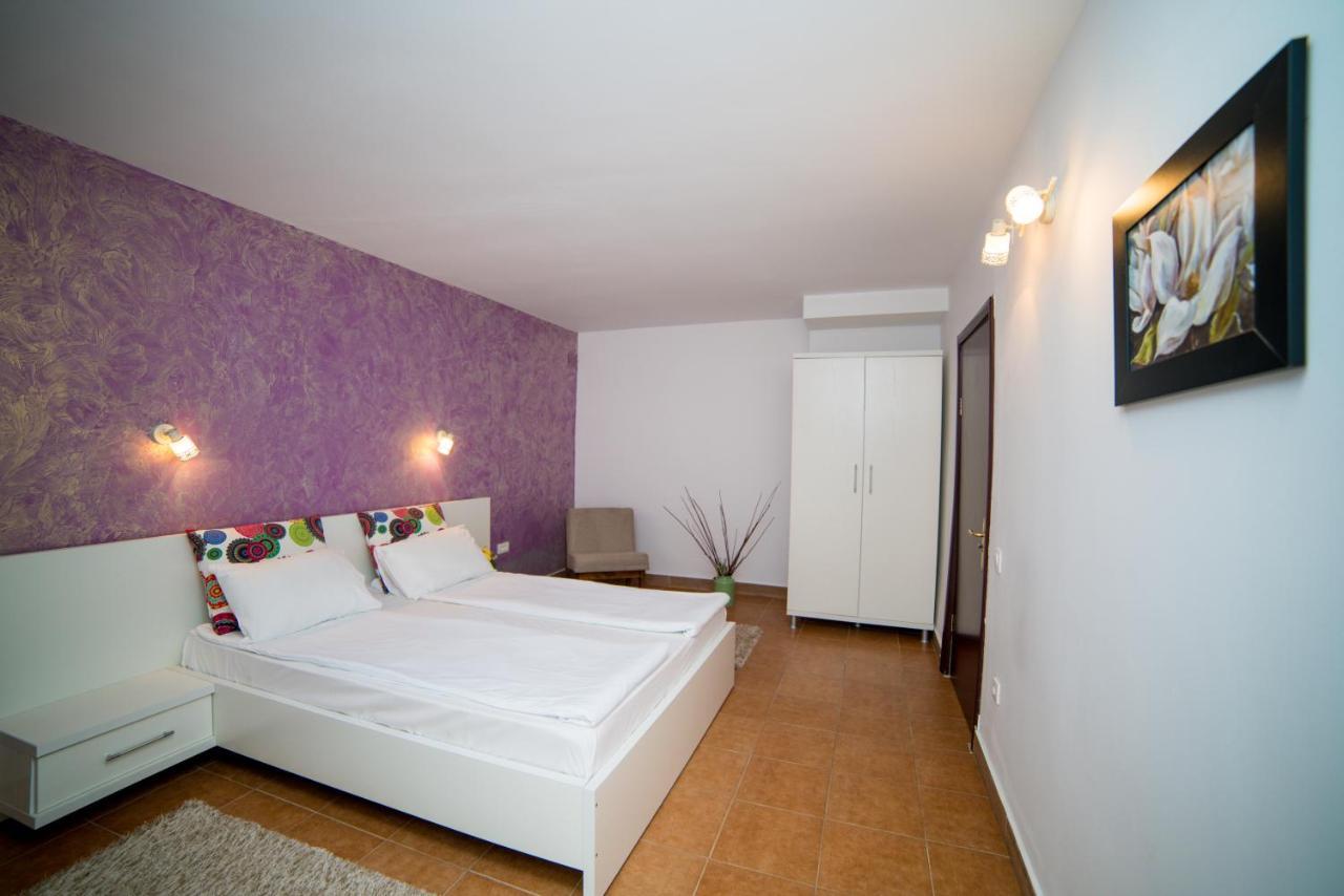 Hotel Corina Venus Exterior foto